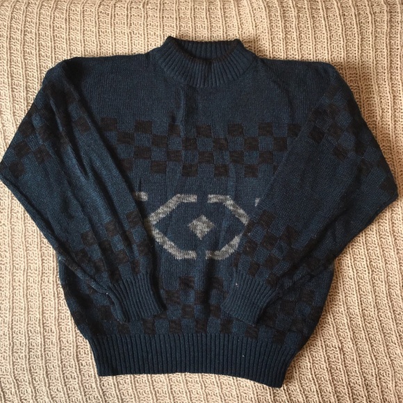 Knit sweater - Picture 1 of 4